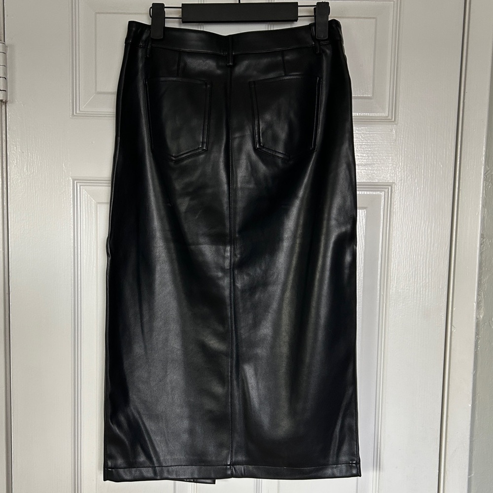 3/$20 7 For All Mankind faux leather midi skirt size small - Picture 4 of 15